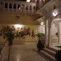 マハラジャの宮殿に泊まれるホテルです