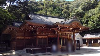 建物が段々と広がっていて重厚感があります