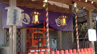 拝殿から本殿に行くにはここを通って