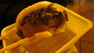 食べ歩きにも。