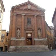 正面の様子です。