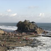 夕陽で有名な寺院