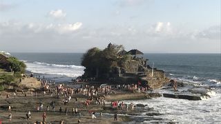 夕陽で有名な寺院