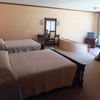 ゆったりとしたベッドルーム