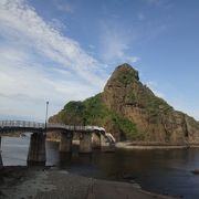 橋で渡れる島