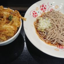 かき揚げ丼と蕎麦のセット