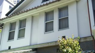 創立者の自宅でした。