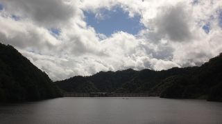 ダムカードがもらえます