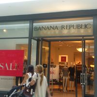 バナナ リパブリック (デイドランドモール店)