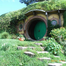 ホビット村がそのままに。