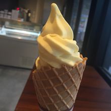 うっすら黄色いみかんソフト