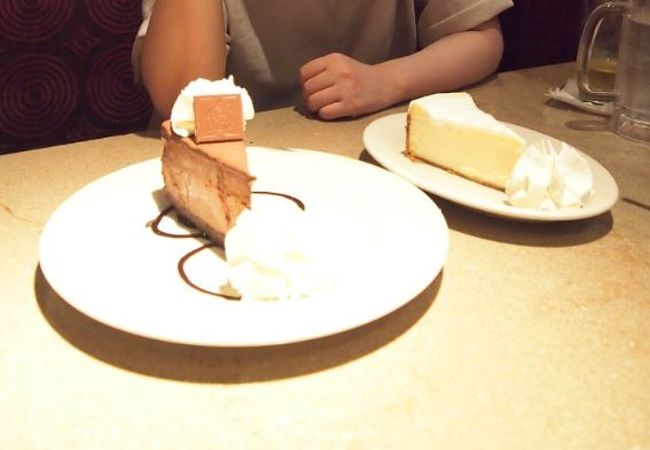 マイアミノースウエストの老舗モールにある人気レストラン