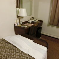 シングル。禁煙。バストイレなし。