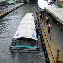 チャオプラヤーエクスプレスボート