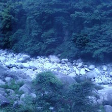 渡良瀬川の景色です。
