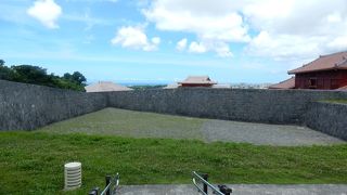 場内の信仰施設