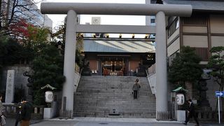 珍しい塚があります