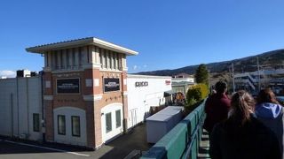 クリスマス前の御殿場プレミアムアウトレットのショッピング　三島～御殿場のドライブ　ビームス・プーマ・ランバンでショッピング