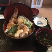 ボリューム満点の天丼