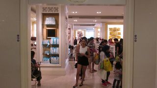 ＧＷ期間中のナラヤ (セントラルワールド店)