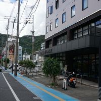 屋仁川通りに近くバイク、レンタカー駐車もＯＫ