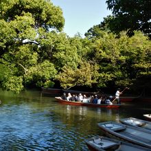 御花の側の川下り船着き場