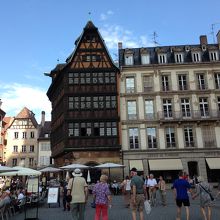 一見お店のようです。