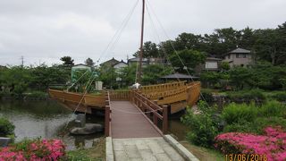 ロマンあふれる海を見下ろす公園