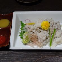 鱧の湯引き980円