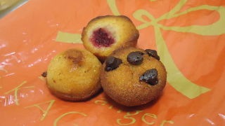 人気のパン屋さん