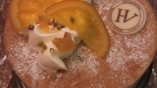 パリらしい重みのあるスイーツ