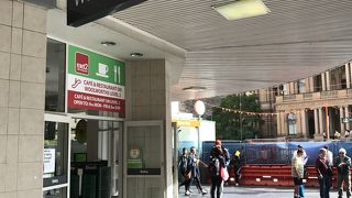 品揃え豊富なスーパー