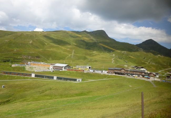 乗り換えの間は周辺散策で景色満喫