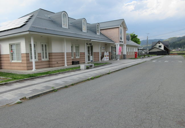 フラワー長井線の終着駅