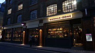 人気店のようで賑わっていました！