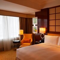 スイートルームの寝室