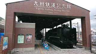 門司港の鉄道車両館