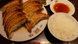 ジャンボ餃子の有名店