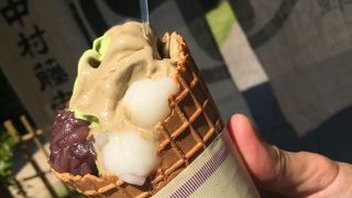 ドロドロにとけたアイス