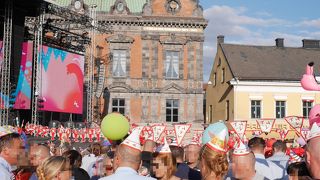 本場のザリガニパーティーを目撃　ストートリィ広場