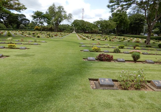 しっかりと管理された共同墓地