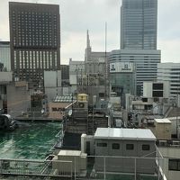 高さはないので銀座のビルの屋根ビューです。