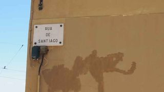 サンタルチア展望台から西へ下るこじんまりした通り