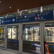 KLIA空港内の本館とサテライトを結ぶシャトルです