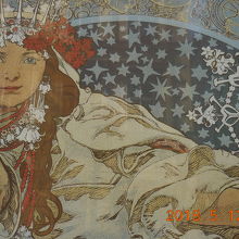 建物の窓のレプリカ