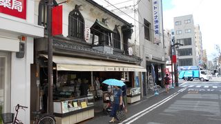四天王寺参道の釣鐘まんじゅう