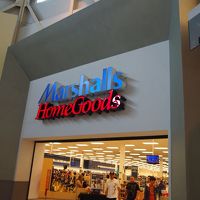 マーシャルズ ホームグッズ (ドルフィン モール店)