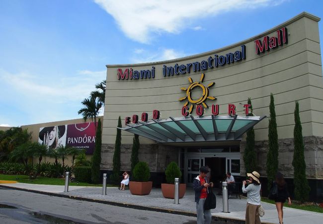 マイアミ インターナショナル モール