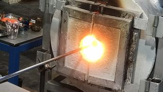 スタジオ イイロ