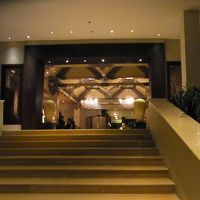 ホテルの入り口です